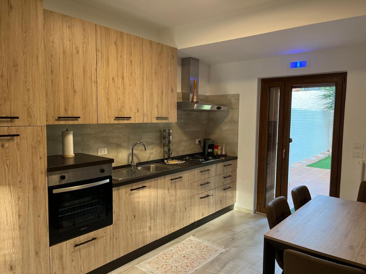 Villa Giorgia Al Mare Bisceglie Bagian luar foto