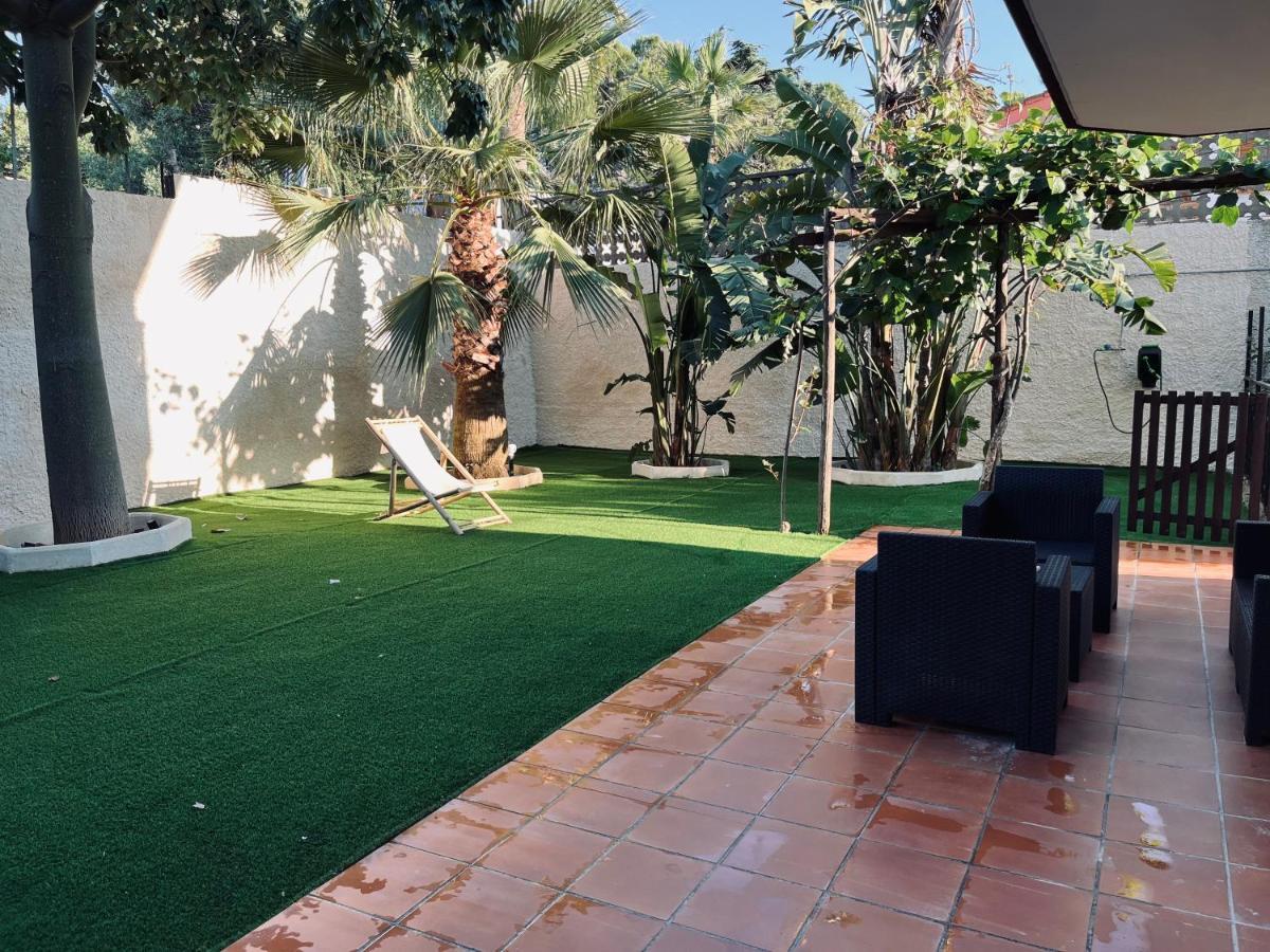 Villa Giorgia Al Mare Bisceglie Bagian luar foto